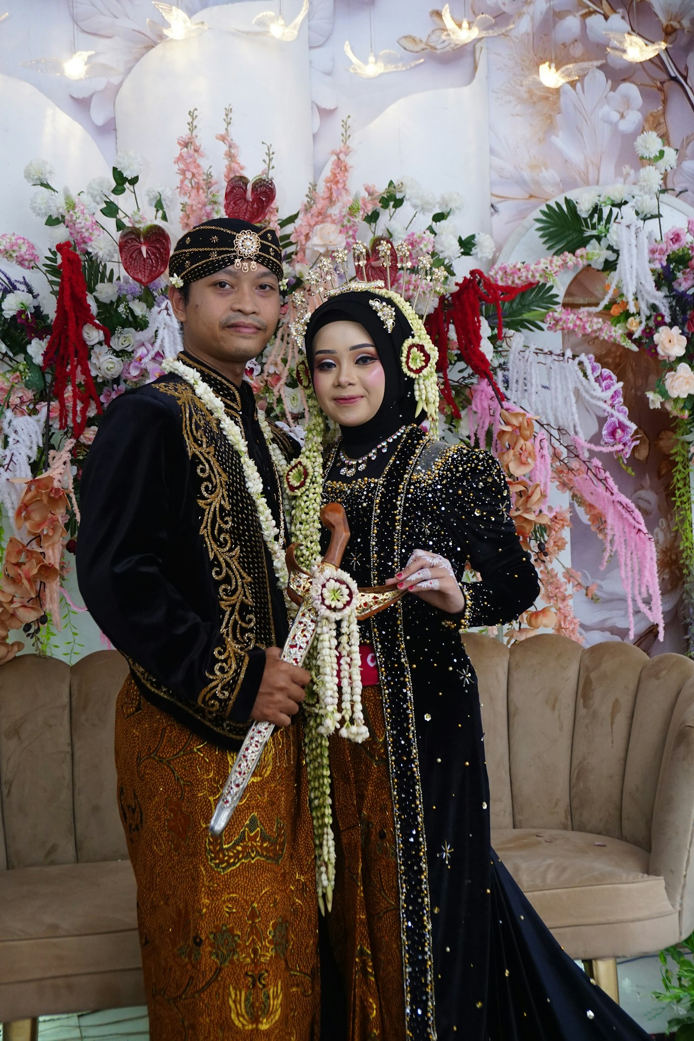 Busana dan seremoni adat